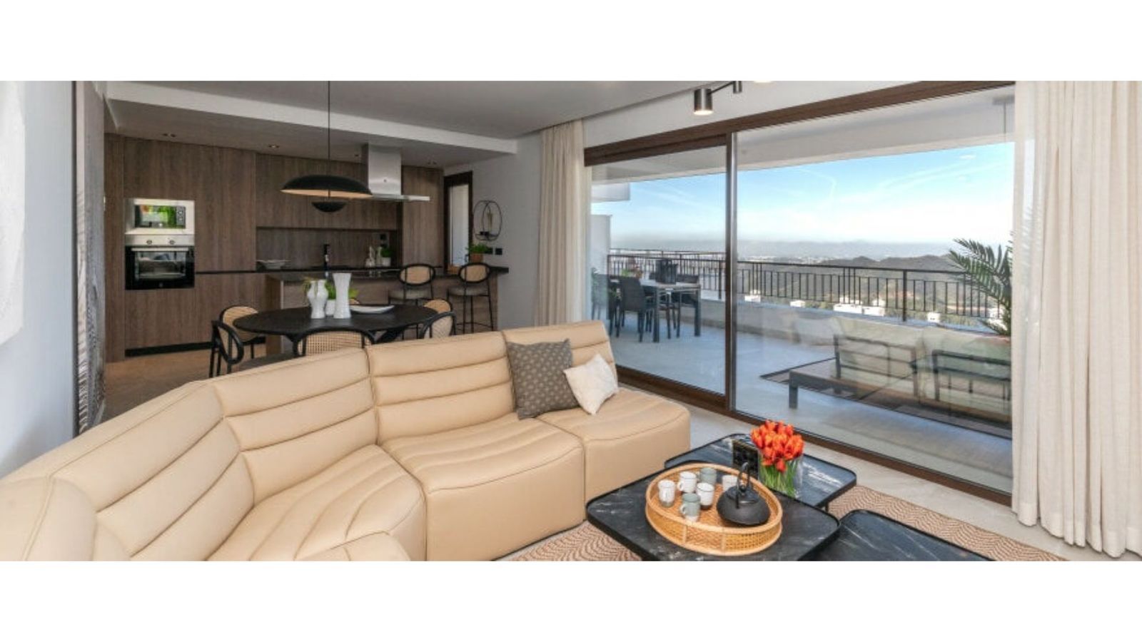 08 almazara hills living room